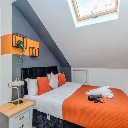 Luxe City Living L 2-Bedroom Flat With Free Parking Брайтонн Экстерьер фото